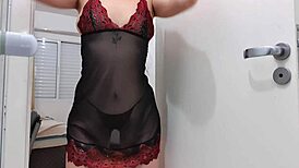 buceta feels intense pleasure from big cock masturbation