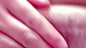 Ele depositou todo o estoque de porra dentro de mim