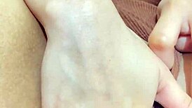 Stepdaughter Masturbates in Homemade Teen Scene