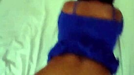 Hermosa Culona En Vestido Azul In Bedroom Close-Up.