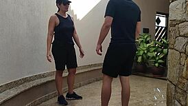 sapatão teve que dar para o amigo do serviço após apostar que o palmeiras seria campeão mundial