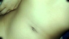 Mexicana me dice por favor no me la metas por el culo que me duele