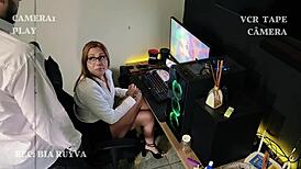 Cuckold wife unaware of secretary's blowjob