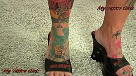 Blackwidowxxx Showcases Full Body Tattoos And Big Tits