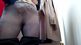 Mature stepmom fucks her horny wet pussy in the fitting room