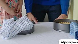 i love watchin gorgeous ladies suckin and fuckin big cocks