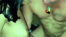 i cum on her face in homemade threesome?