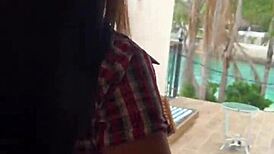 I saw that liberal boat give in the living room right in front of everyone, it was so embarrassing