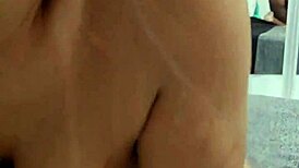 vem brincar comigo adoro me exibir e gozar gostoso com vcs 😘