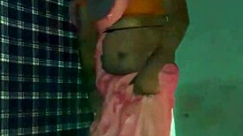 Hot Mujra Dance in Saree by Shemale Performer