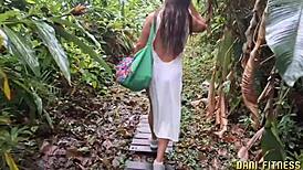 Dani Fitness Topa Fazer Uma Trilha Com Um Fa Olha O Que Aconteceu Muitas Chupadas E Foda Gostosa No Meio Da Natureza Produ��o Bolt Jones