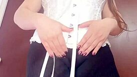 COLOMBIAN STEPMOM MASTURBATES HUGE CAMELTOE