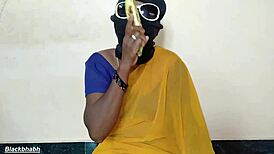 south mallu aunty takes big banana in pussy