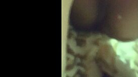 Enteada novinha no sofa de calcinha e lingirie