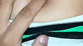 Do you peck her belly button as she rides you in this sexy amateur fetish?