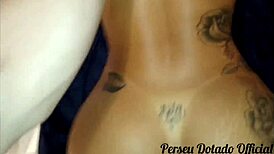 Não resisti e comi a minha empregada quando ela ficou de quatro pra mim