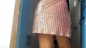 Boss Tricks Bricklayer into Bathroom to Be Alone, She Lets Loose