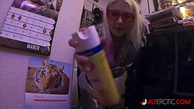 quarantine fun with tattooed chick leya falcon masturbating solo