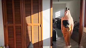 Minha Esposa Quase Pegou Flagra Amiga Cozinha