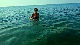 Chat On The Beach Between Voyeurs And Passers-By