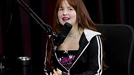 Como Pensou No Nome Artístico Gosta De Dançar Pelada Tem Medo De Usar A Rede Social E Chegou A Passar Necessidade - Angel Bloomm Watch On Sheer Red