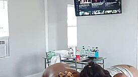 Drippinvelvet and princess hayze give gaktrizzy head after orgy