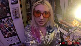 quarantine fun with tattooed chick leya falcon masturbating solo