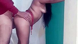 Geniet van kont van mijn slet in geile scène