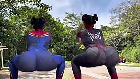 Apasionada Mujer Araña Squirts During Anal Fuck with Boyfriend's Lover