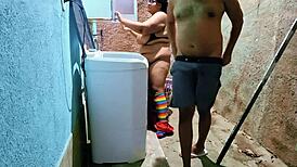 Amador Padrasto Fode Com Sua Enteada No Quintal De Casa E Goza Duas Vezes Em Sua Boca