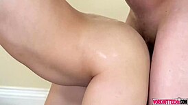 aria banks her deep workout sesh.