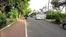 Extraño convence a latina de grandes tetas para que haga videos porno - parte 1