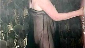 Maitresse Kantalie Dominates Esclave Ebed