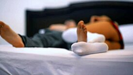 la profesora se folla al estudiante en su oficina despues de clases mientras sus padres no estan en casa