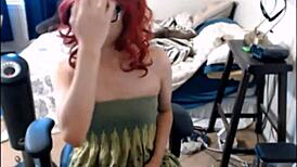 watch a hot shemale reach orgasm on webcam