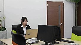 i trained office ladies to fend off gropers with hands-on lessons