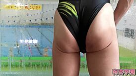 Borrow The Swimsuit Of The Womens Swimming Club I Masturbate In The Pool Secretgakuen