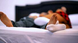 la profesora se folla al estudiante en su oficina despues de clases mientras sus padres no estan en casa