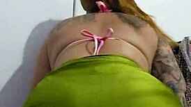 Flashing miniskirt on street makes cocks hard!