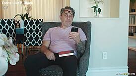 VOYEUR SPOTS Bambi Barton FUCKING at Front Door!