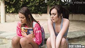 Big ass Latina student Gizelle Blanco devours teen Freya Parker's pussy