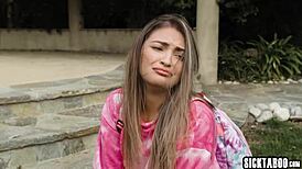 Big ass Latina student Gizelle Blanco devours teen Freya Parker's pussy