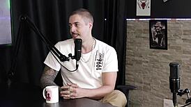 Recorded an outdoor gathering with 13 people in sheer red lucky exhibition