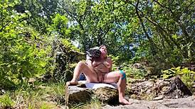 Young Fat Mommy's Hairy Pussy Flashed on Street Surprise Hunt