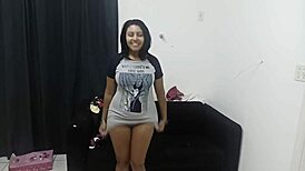 Sarah Rosa receives sexy lingerie from horny fan in bedroom