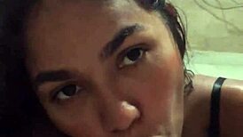 Fui jogar videogame ele nao se aguentou de tesao me chupou e gozou gostoso