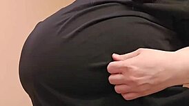 huge titty sarah's voluptuous curves captivate