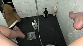 omg this arab escort snowwhite fingers her tight pussy in shower so hot 🔥🧖‍♀️💦 los angeles real amateur