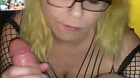 amateur babe slurps up sloppy blowjob mess
