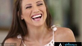 sexy photographer licks model's pussy after nude shoot